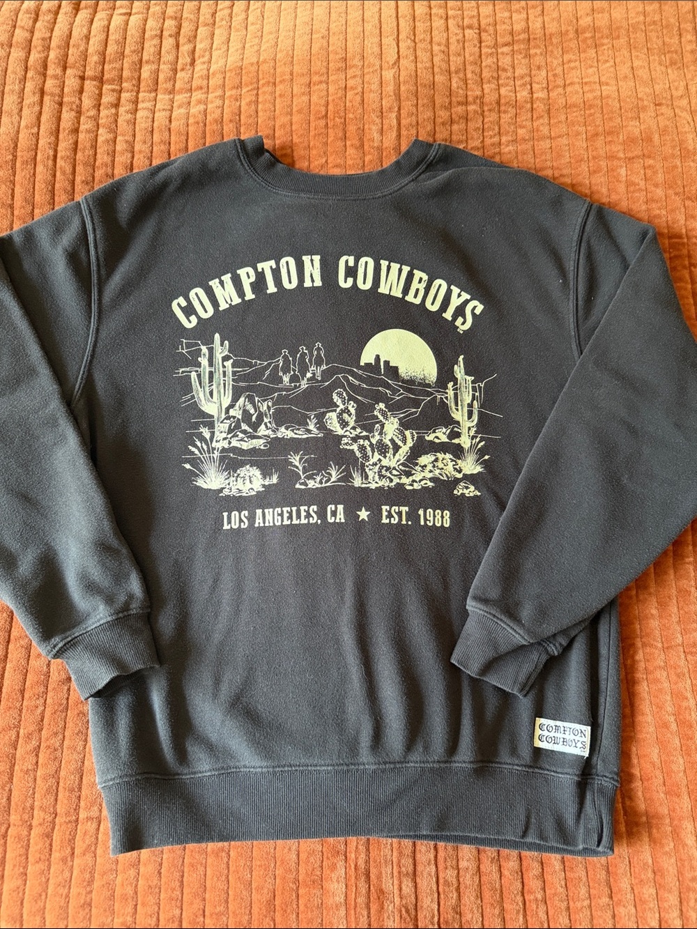 COMPTON COWBOYS Women’s Western Scene Graphic Sweatshirt